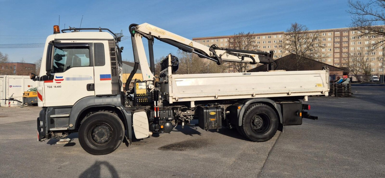 MAN TGS 18.480 4x4H Winter. Kipper Kran PALFINGER 12 - Самосвал камион, Камион с кран: снимка 2 MAN TGS 18.480 4x4H Winter. Kipper Kran PALFINGER 12 - Самосвал камион, Камион с кран: снимка 2