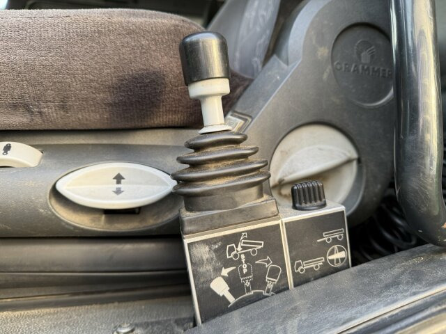 MAN TGS 26.400 6x6 MEILLER Kipper Schmitz EURO 5 - Самосвал камион: снимка 2 MAN TGS 26.400 6x6 MEILLER Kipper Schmitz EURO 5 - Самосвал камион: снимка 2