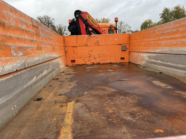 MAN TGS 28.400 6x4-4 Kipper Kran Palfinger PK9002 - Самосвал камион, Камион с кран: снимка 2 MAN TGS 28.400 6x4-4 Kipper Kran Palfinger PK9002 - Самосвал камион, Камион с кран: снимка 2