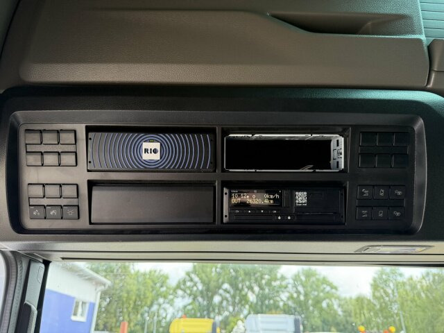 MAN TGX 26.520 6x2 Abrollkipper MEILLER RS 21.70 - Мултилифт с кука камион: снимка 4 MAN TGX 26.520 6x2 Abrollkipper MEILLER RS 21.70 - Мултилифт с кука камион: снимка 4