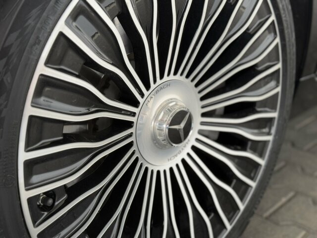 Maybach Mercedes Benz S680 Maybach V12 High-End -Paket - Седан: снимка 2 Maybach Mercedes Benz S680 Maybach V12 High-End -Paket - Седан: снимка 2