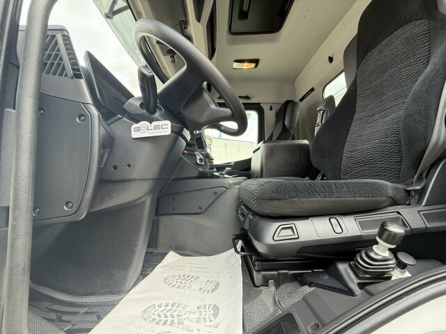 Mercedes-Benz 4145 8x8 Meiler Dreiseitenkipper Bordmatik - Самосвал камион: снимка 5 Mercedes-Benz 4145 8x8 Meiler Dreiseitenkipper Bordmatik - Самосвал камион: снимка 5