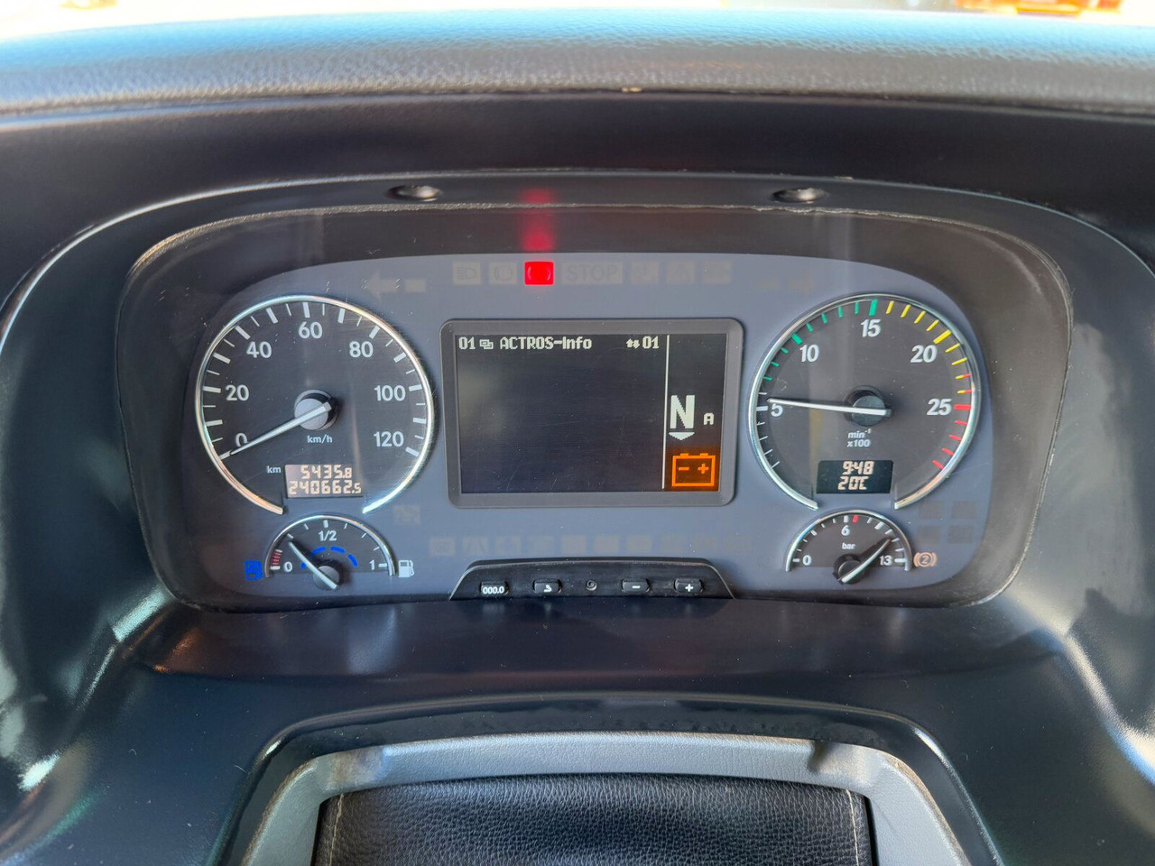 Самосвал камион, Камион с кран Mercedes-Benz ACTROS 2044 4x4 Kipper Kran ATLAS 65.2 A2L: снимка 16
