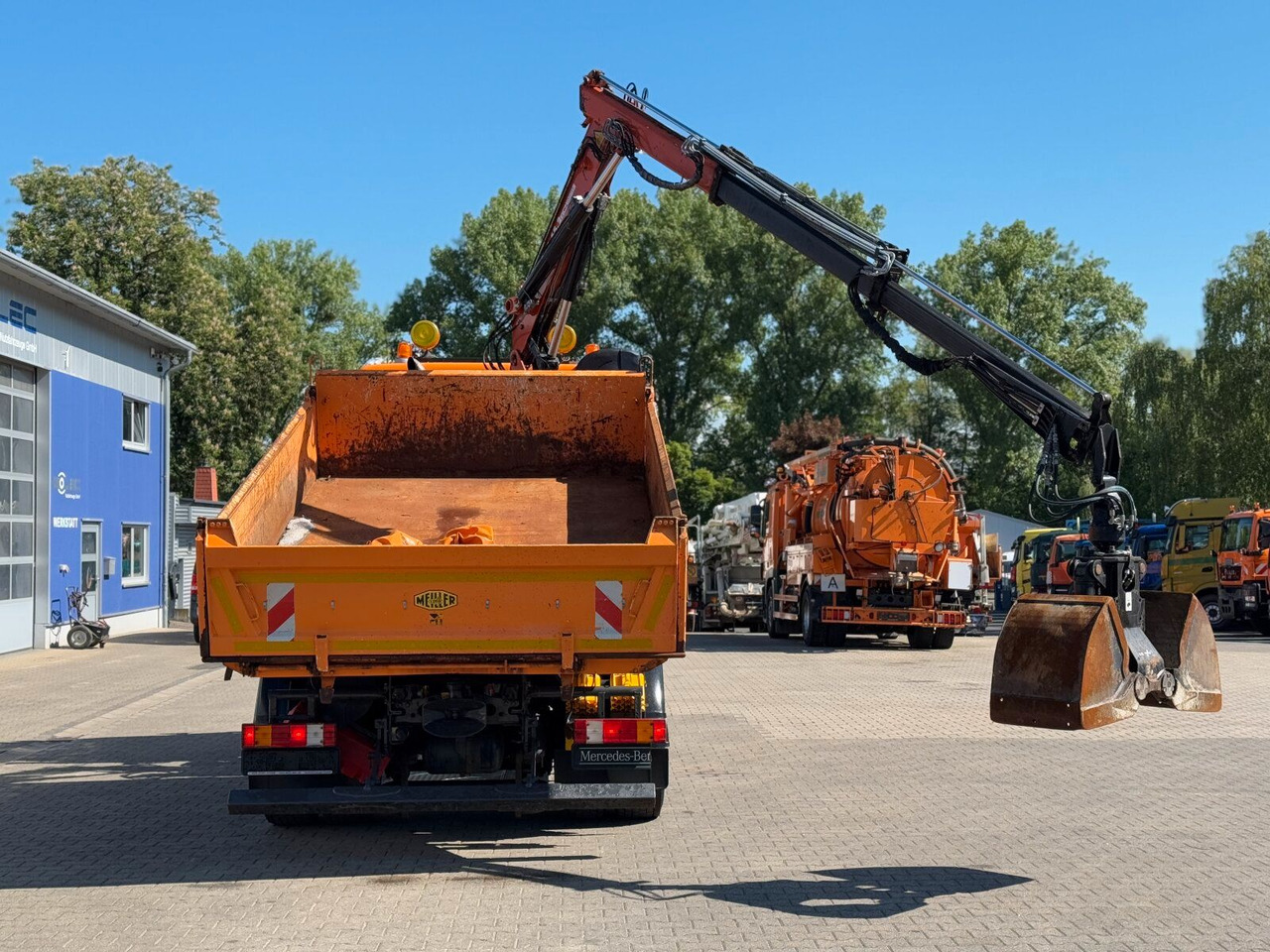 Самосвал камион, Камион с кран Mercedes-Benz ACTROS 2044 4x4 Kipper Kran ATLAS 65.2 A2L: снимка 8