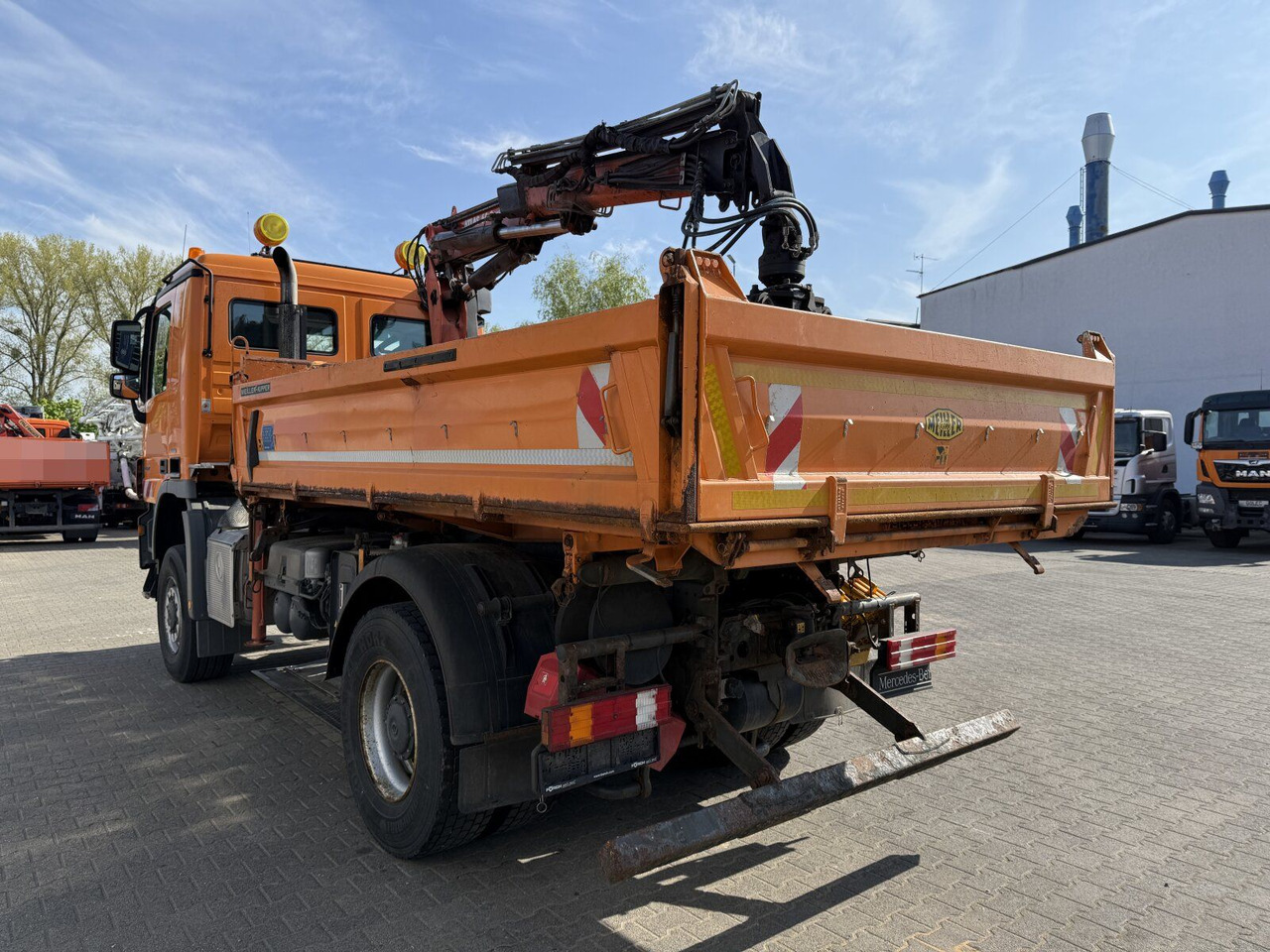 Mercedes-Benz ACTROS 2044 4x4 Kipper Kran ATLAS 65.2 A2L - Самосвал камион, Камион с кран: снимка 5 Mercedes-Benz ACTROS 2044 4x4 Kipper Kran ATLAS 65.2 A2L - Самосвал камион, Камион с кран: снимка 5