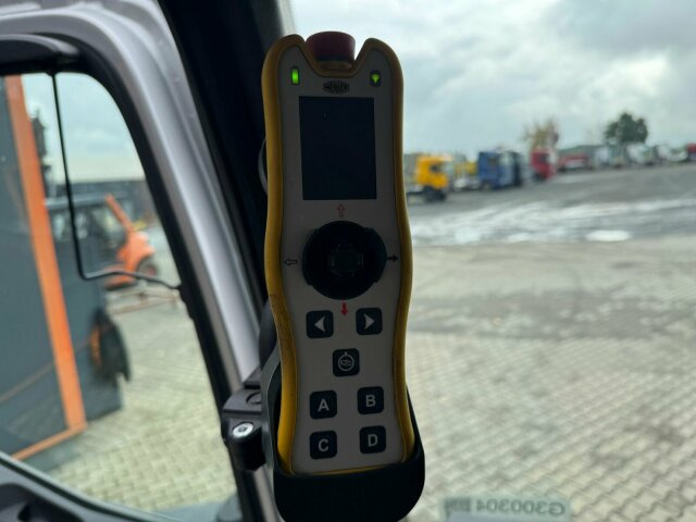 Mercedes-Benz ACTROS 2546 6x2 Abrollkip Kran Palfinger Q150Z95 - Мултилифт с кука камион, Камион с кран: снимка 4 Mercedes-Benz ACTROS 2546 6x2 Abrollkip Kran Palfinger Q150Z95 - Мултилифт с кука камион, Камион с кран: снимка 4