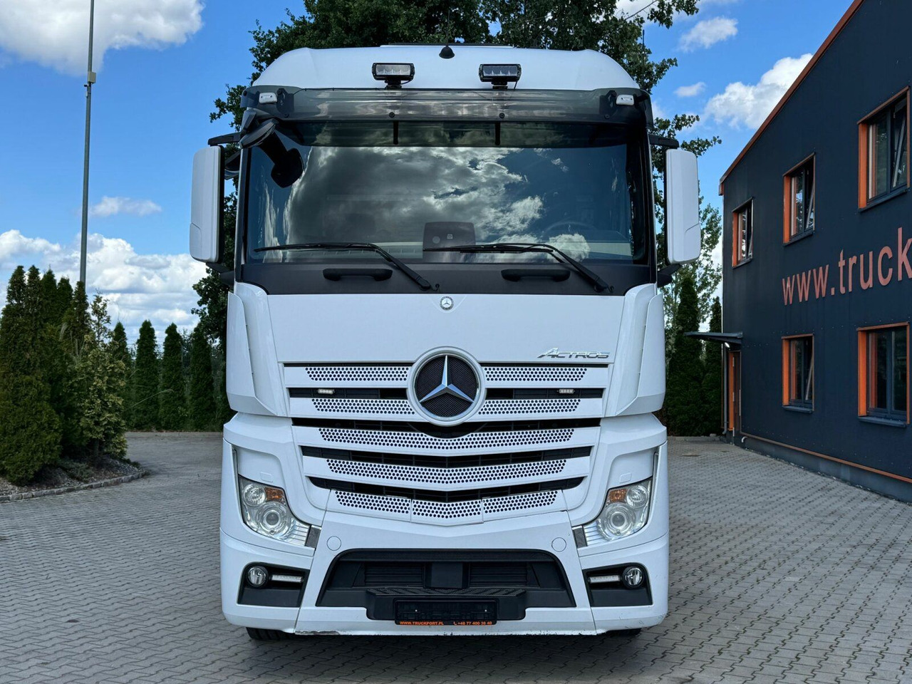 Mercedes-Benz ACTROS 2658 6x2 Abrollkipper MEILLER RK 26.67K - Мултилифт с кука камион: снимка 3 Mercedes-Benz ACTROS 2658 6x2 Abrollkipper MEILLER RK 26.67K - Мултилифт с кука камион: снимка 3