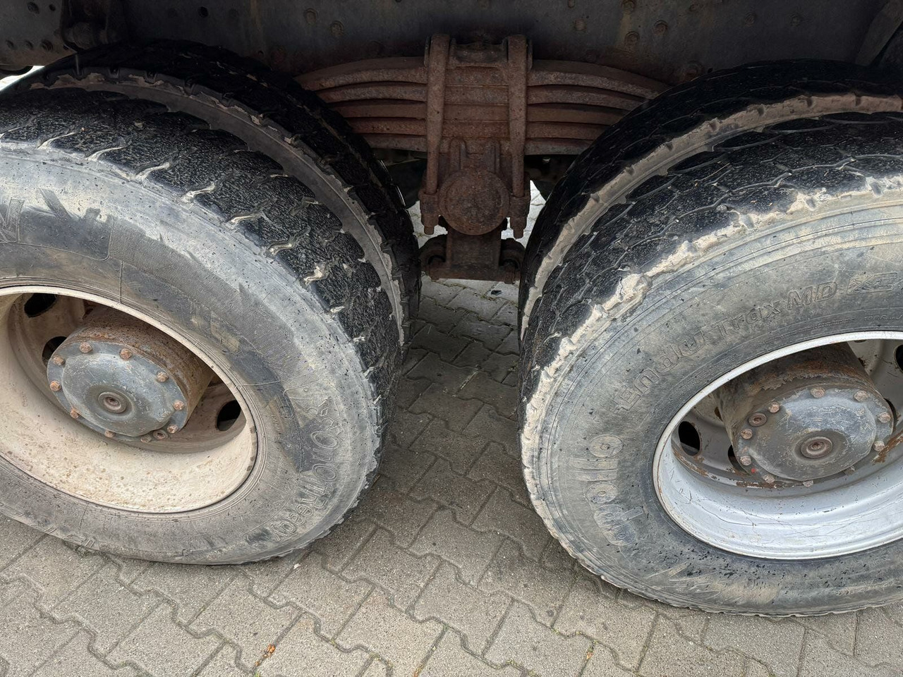Лизинг на  Mercedes-Benz ACTROS 4141 EURO4 8x6 Muldenkipper Mercedes-Benz ACTROS 4141 EURO4 8x6 Muldenkipper: снимка 22