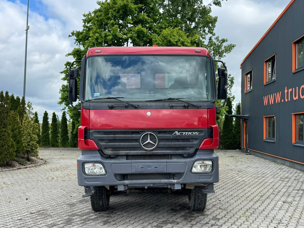 Mercedes-Benz ACTROS 4141 EURO4 8x8 Muldenkipper - Самосвал камион: снимка 3 Mercedes-Benz ACTROS 4141 EURO4 8x8 Muldenkipper - Самосвал камион: снимка 3