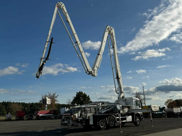 Mercedes-Benz AROCS 2840 6x4 Betonp. Putzmeister BSF36-4.16HLS - Бетон помпа: снимка 4 Mercedes-Benz AROCS 2840 6x4 Betonp. Putzmeister BSF36-4.16HLS - Бетон помпа: снимка 4