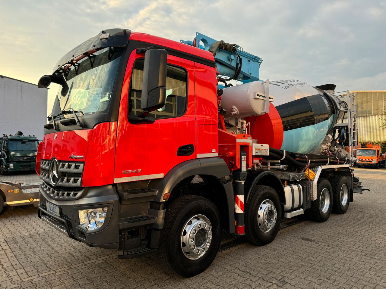 Mercedes-Benz AROCS 3243 8x4 Euro 6 Pumi Putzmeister TMM 24-3 - Бетон помпа: снимка 3 Mercedes-Benz AROCS 3243 8x4 Euro 6 Pumi Putzmeister TMM 24-3 - Бетон помпа: снимка 3