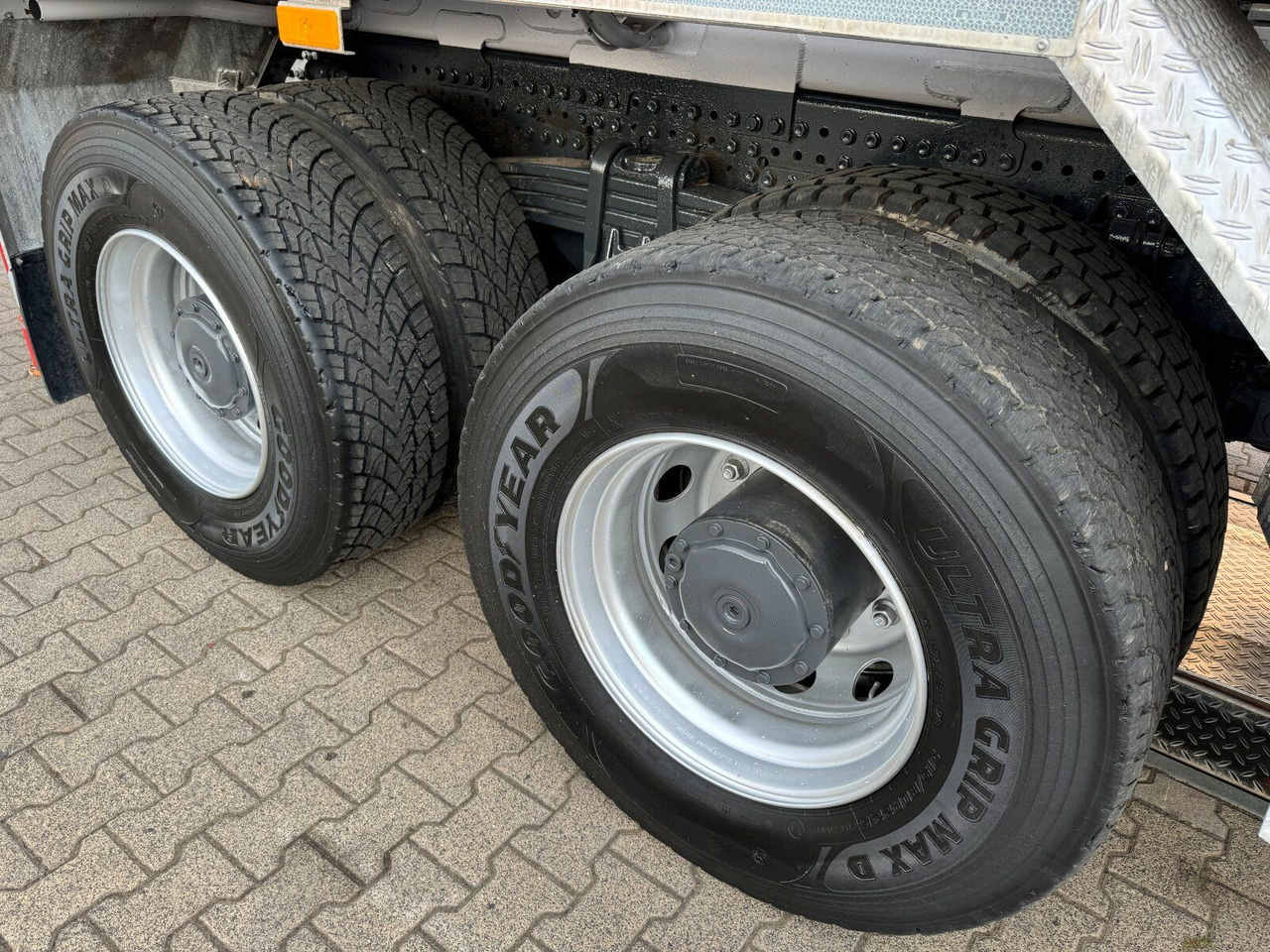 Лизинг на  Mercedes-Benz AROCS 3243 8x4 Euro 6 Pumi Putzmeister TMM 24-3 Mercedes-Benz AROCS 3243 8x4 Euro 6 Pumi Putzmeister TMM 24-3: снимка 30