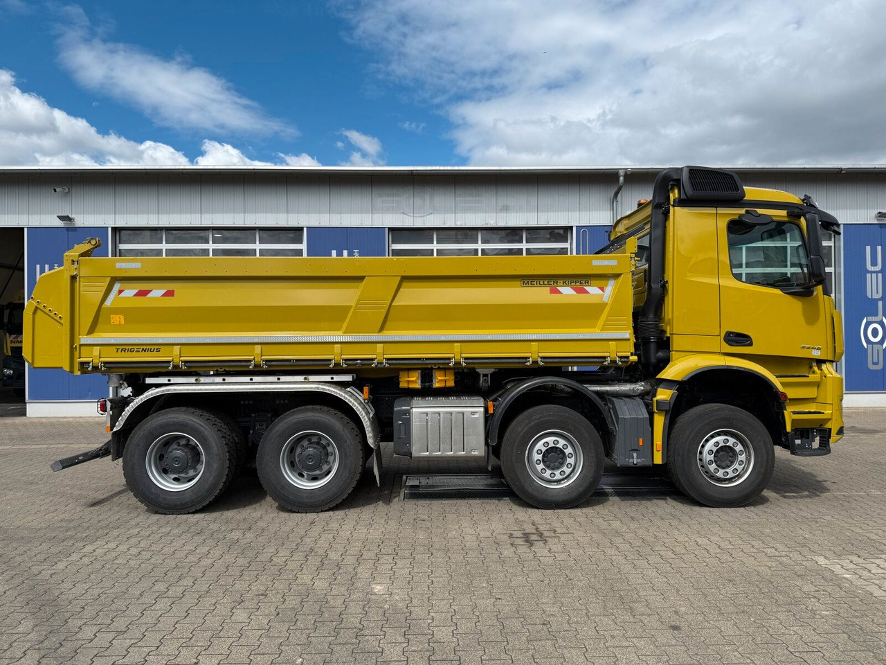 Mercedes-Benz AROCS 3248 8x4 Euro 6 Meiller Kipper Bordmatik - Самосвал камион: снимка 2 Mercedes-Benz AROCS 3248 8x4 Euro 6 Meiller Kipper Bordmatik - Самосвал камион: снимка 2