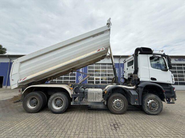 Самосвал камион Mercedes-Benz AROCS 4145 8x8 Meiller Muldenkipper: снимка 10