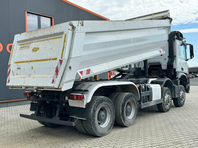 Mercedes-Benz AROCS 4145 8x8 Meiller Muldenkipper - Самосвал камион: снимка 3 Mercedes-Benz AROCS 4145 8x8 Meiller Muldenkipper - Самосвал камион: снимка 3