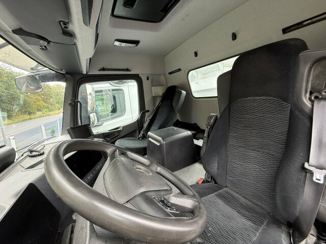 Самосвал камион Mercedes-Benz AROCS 4145 8x8 Meiller Muldenkipper: снимка 15 Самосвал камион Mercedes-Benz AROCS 4145 8x8 Meiller Muldenkipper: снимка 15