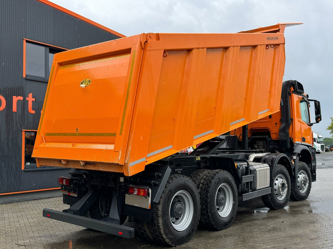 Самосвал камион Mercedes-Benz AROCS 4851 8x6 Euro 6 Gesteinkipper MEILLER: снимка 10