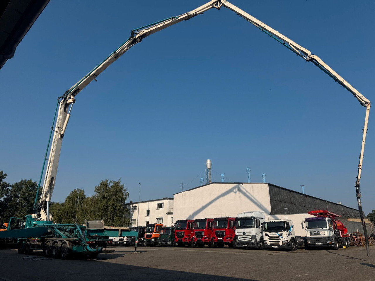 Mercedes-Benz AROCS 5051 10x6 Euro 6 Betonpumpe SERMAC 6RZ56 - Бетон помпа: снимка 2 Mercedes-Benz AROCS 5051 10x6 Euro 6 Betonpumpe SERMAC 6RZ56 - Бетон помпа: снимка 2