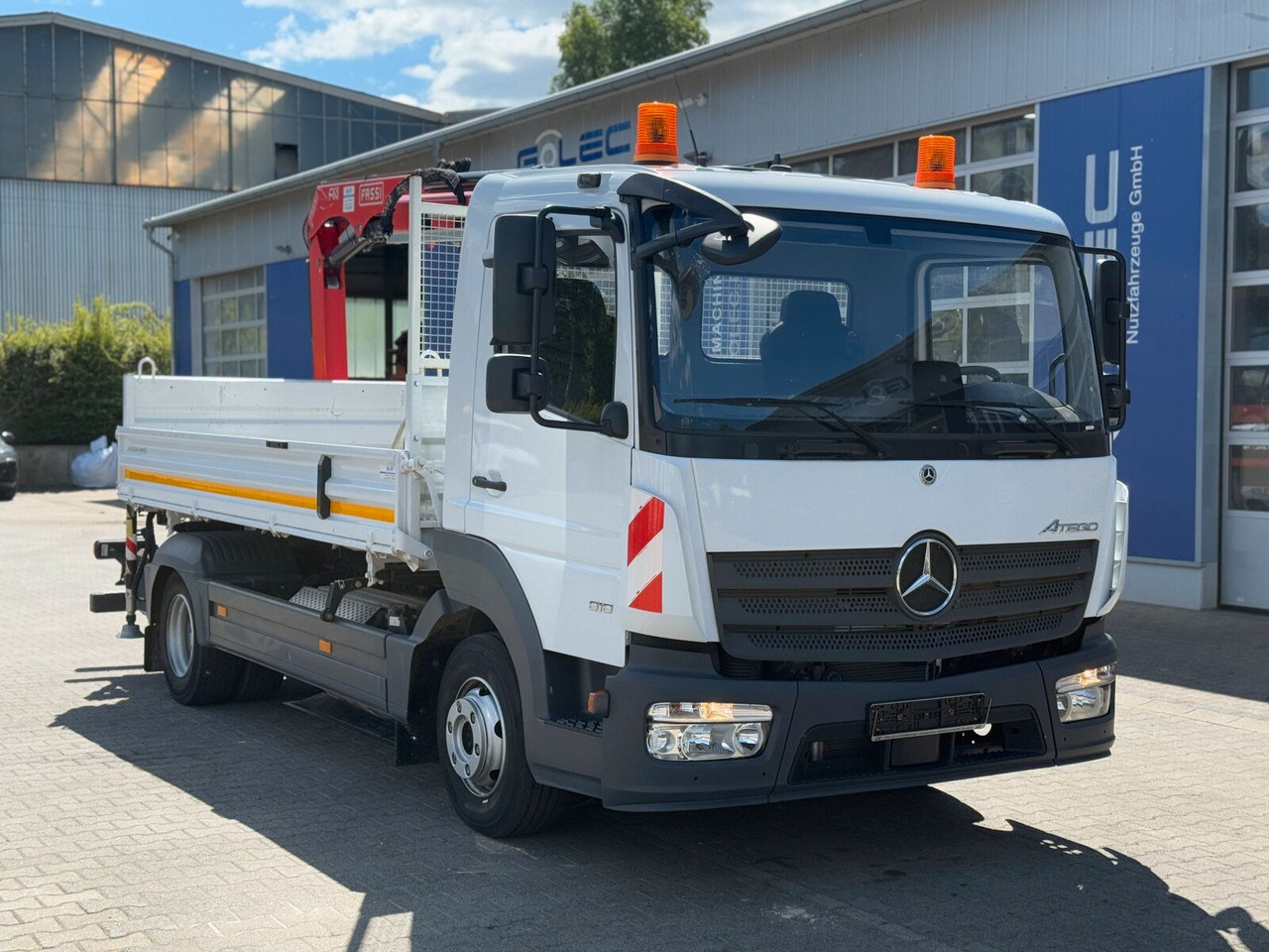 Mercedes-Benz ATEGO 818 4x2 Euro 6 Kipper Kran FASSI F65B.0.22 - Бус самосвал: снимка 1 Mercedes-Benz ATEGO 818 4x2 Euro 6 Kipper Kran FASSI F65B.0.22 - Бус самосвал: снимка 1