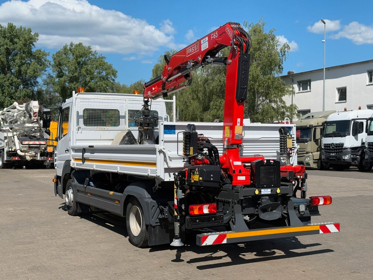 Камион с кран Mercedes-Benz ATEGO 818 4x2 Euro 6 Kipper Kran FASSI F65B.0.22: снимка 9