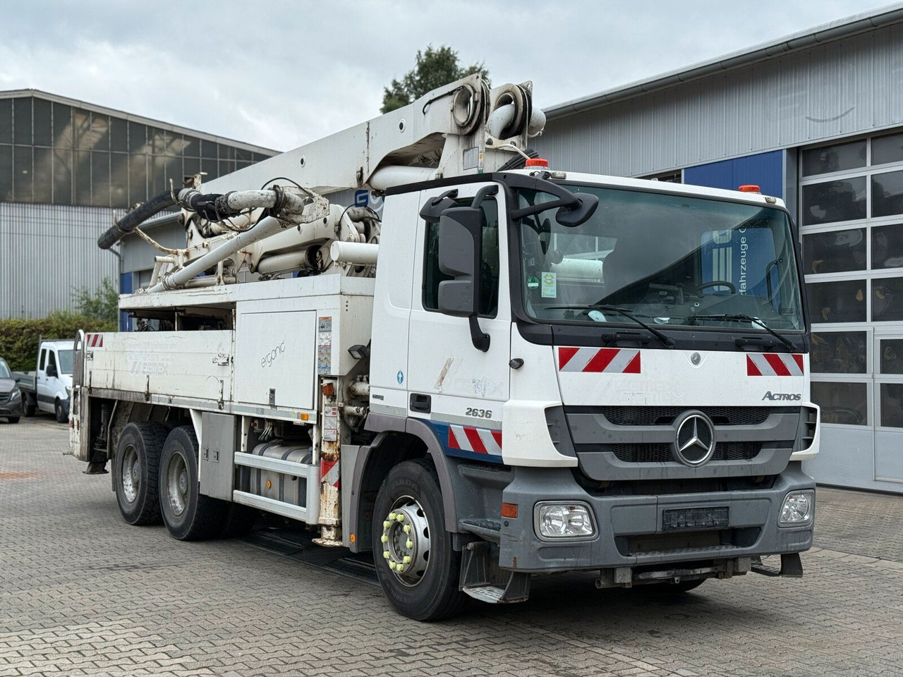 Mercedes-Benz Actros 2636 6x4 Betonpumpe Putzmeister 24-4 16H - Бетон помпа: снимка 1 Mercedes-Benz Actros 2636 6x4 Betonpumpe Putzmeister 24-4 16H - Бетон помпа: снимка 1