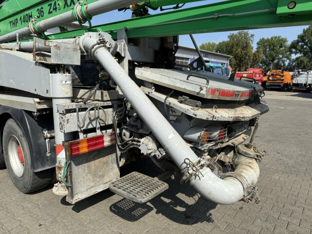 Бетон помпа Mercedes-Benz Actros 3241 8x4 Betonpumpe Liebherr 36Z4: снимка 6