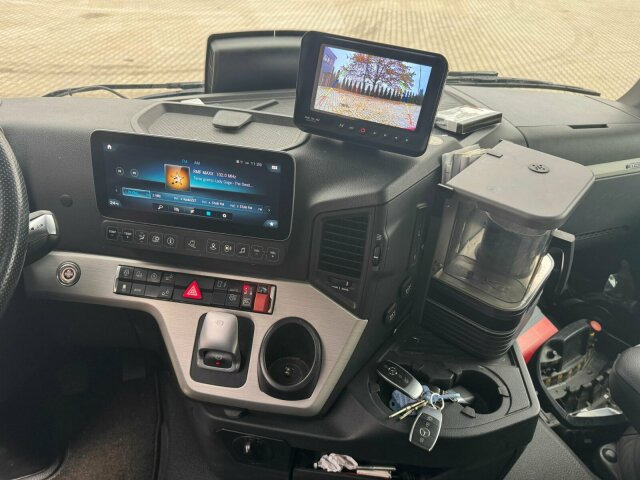 Mercedes-Benz Arocs 3253 8x4 Abrollkipper Kran Palfinger 37002 - Мултилифт с кука камион, Камион с кран: снимка 3 Mercedes-Benz Arocs 3253 8x4 Abrollkipper Kran Palfinger 37002 - Мултилифт с кука камион, Камион с кран: снимка 3