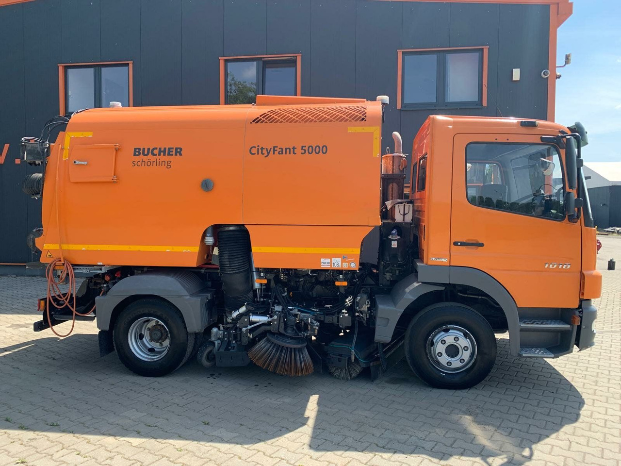 Mercedes-Benz Atego Kehrmaschine BUCHER CITYFANT 5000 - Мотометачна машина: снимка 2 Mercedes-Benz Atego Kehrmaschine BUCHER CITYFANT 5000 - Мотометачна машина: снимка 2