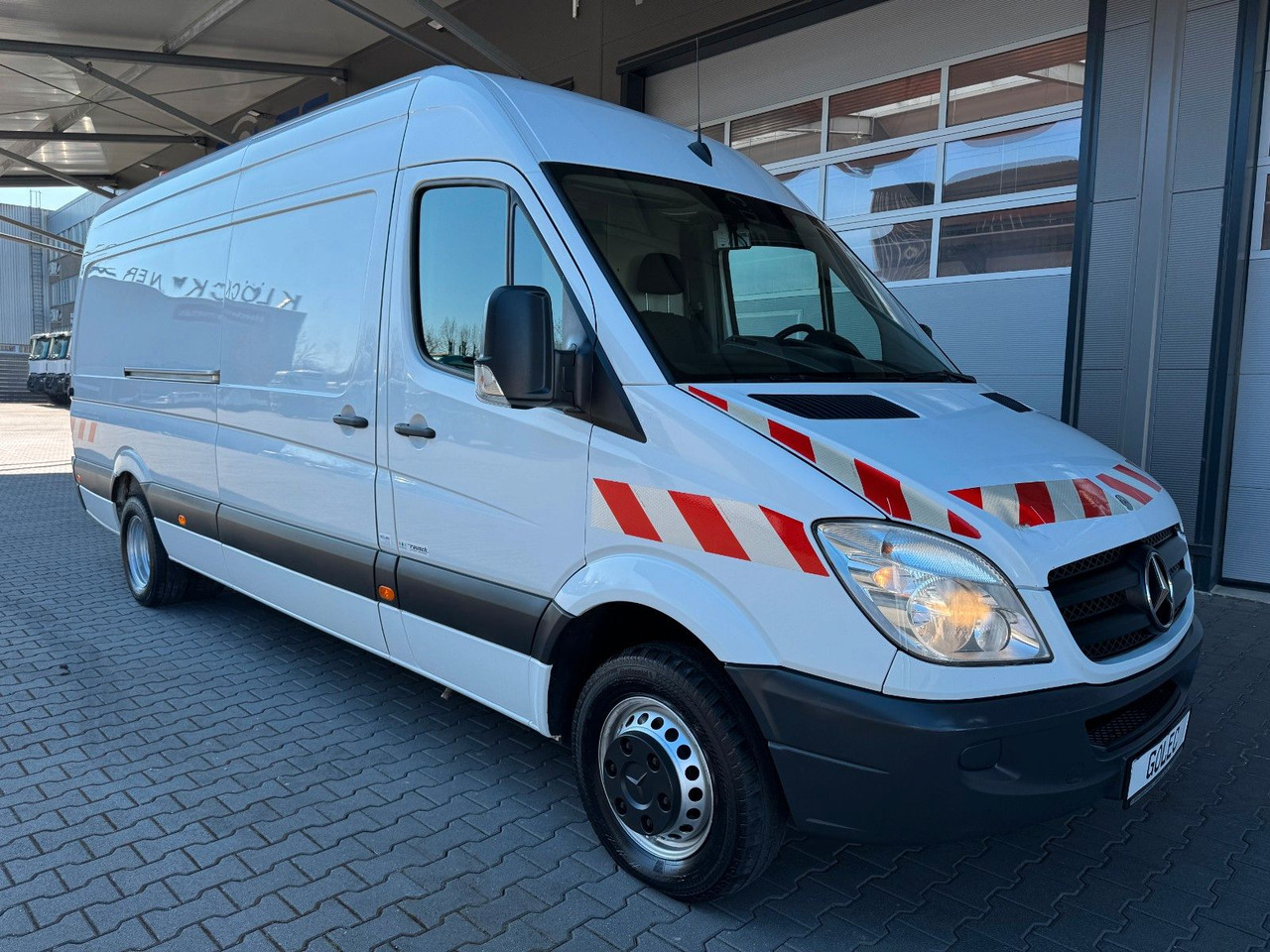 Mercedes-Benz Sprinter MB TV-Fzg mit Rausch Inspektion Einheit - Каналопочистваща машина: снимка 2 Mercedes-Benz Sprinter MB TV-Fzg mit Rausch Inspektion Einheit - Каналопочистваща машина: снимка 2