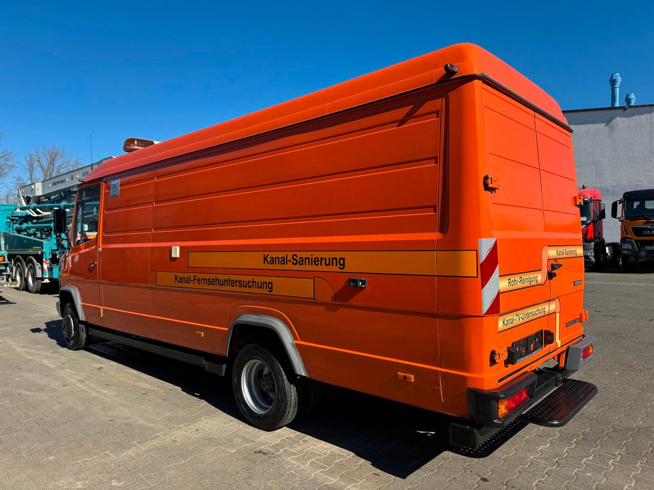 Mercedes-Benz Vario 614D TV Inspektionsanl RCA RAUSCH ELKA 600 - Каналопочистваща машина: снимка 5 Mercedes-Benz Vario 614D TV Inspektionsanl RCA RAUSCH ELKA 600 - Каналопочистваща машина: снимка 5
