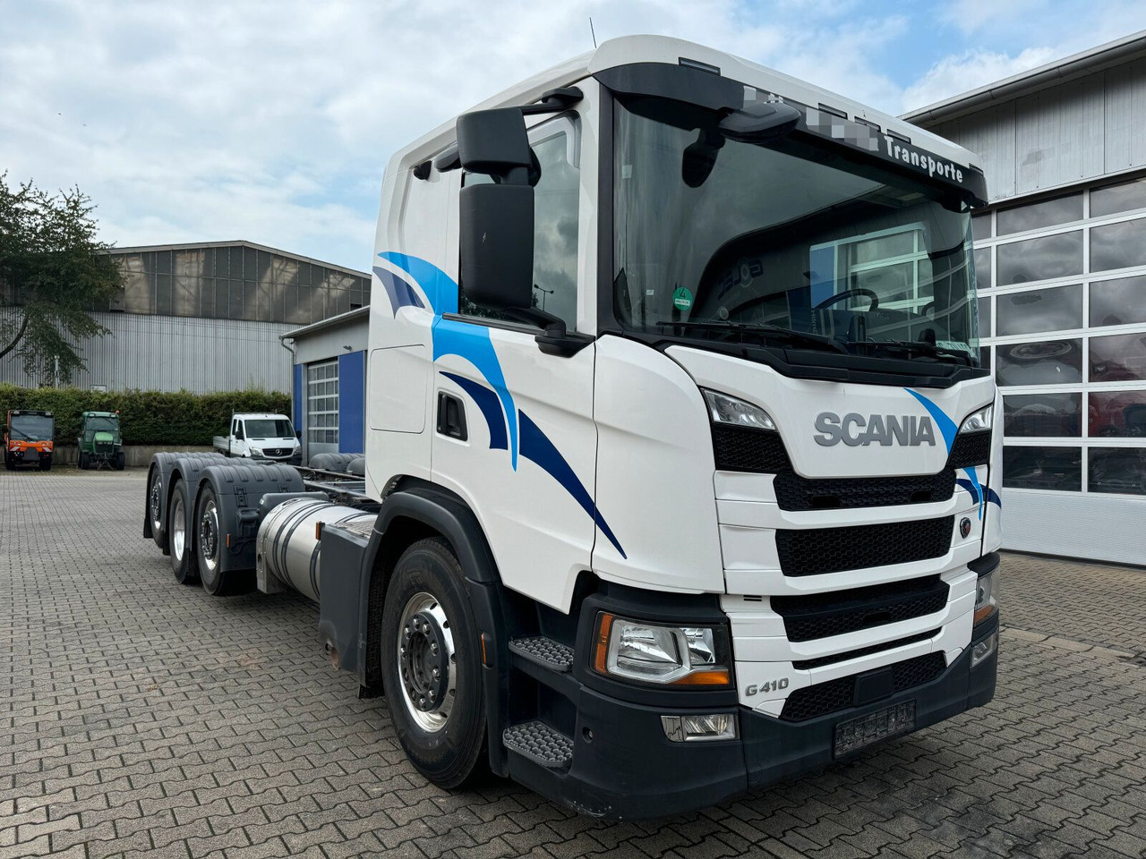 Scania G 410 B8x2*6 NB LNG Fahrgestell Nebenantrieb - Шаси кабина, Камион с кран: снимка 1 Scania G 410 B8x2*6 NB LNG Fahrgestell Nebenantrieb - Шаси кабина, Камион с кран: снимка 1