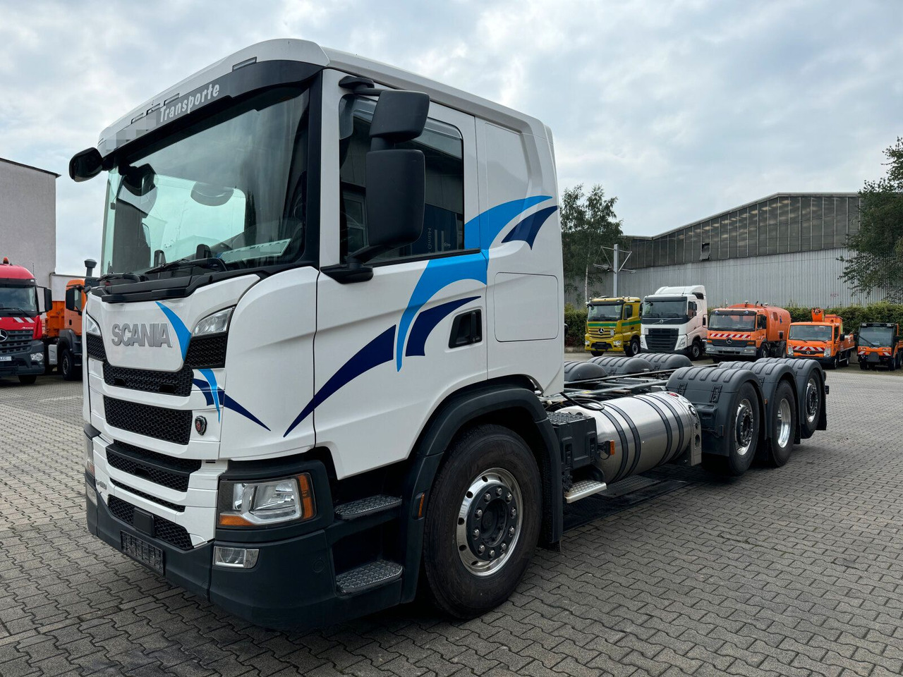 Scania G 410 B8x2*6 NB LNG Fahrgestell Nebenantrieb - Шаси кабина, Камион с кран: снимка 2 Scania G 410 B8x2*6 NB LNG Fahrgestell Nebenantrieb - Шаси кабина, Камион с кран: снимка 2