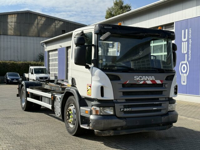 Scania P280 4x2 Abrollkipper Palfinger Knickhaken T15A - Мултилифт с кука камион: снимка 1 Scania P280 4x2 Abrollkipper Palfinger Knickhaken T15A - Мултилифт с кука камион: снимка 1