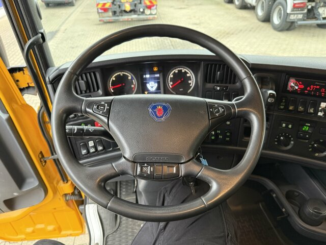 Scania R500 8x4 Kanalreiniger Kombi MÜLLER CM 170 KT - Каналопочистваща машина: снимка 2 Scania R500 8x4 Kanalreiniger Kombi MÜLLER CM 170 KT - Каналопочистваща машина: снимка 2