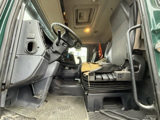 Камион за дърва, Камион с кран Scania R560 6x4 Holztransport Kran LOGLIFT HIAB 140S79R: снимка 13