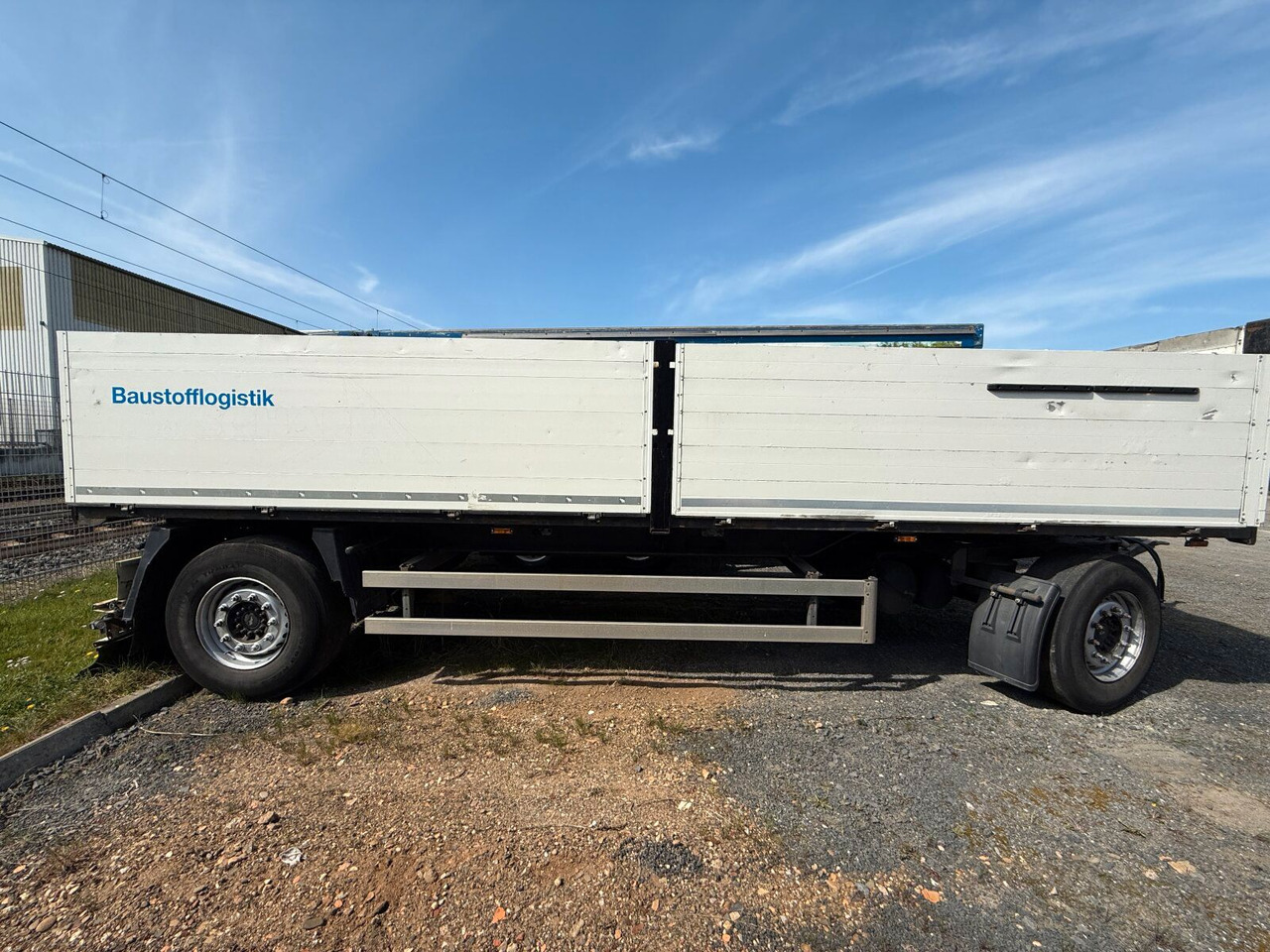 Schmitz Cargobull Gotha AFG 18 BS Baustoffanhänger 2 Achse - Бордово ремарке/ Платформа: снимка 2 Schmitz Cargobull Gotha AFG 18 BS Baustoffanhänger 2 Achse - Бордово ремарке/ Платформа: снимка 2