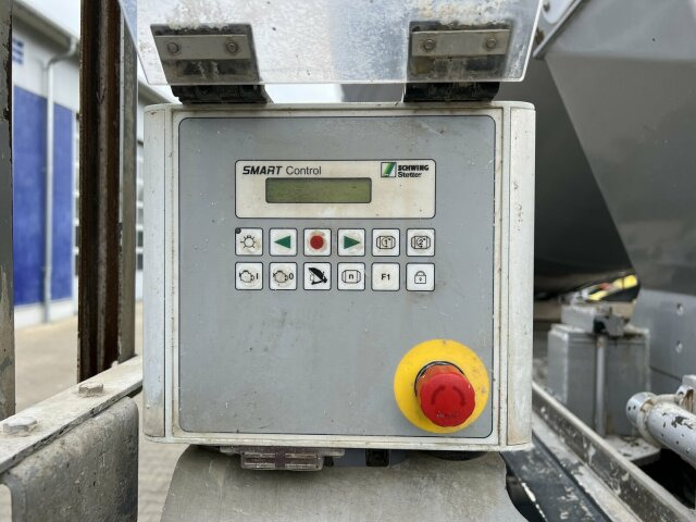 Schwing Stetter Betonmischer Auflieger 10 m³ - Полуремарке бетон миксер: снимка 5 Schwing Stetter Betonmischer Auflieger 10 m³ - Полуремарке бетон миксер: снимка 5