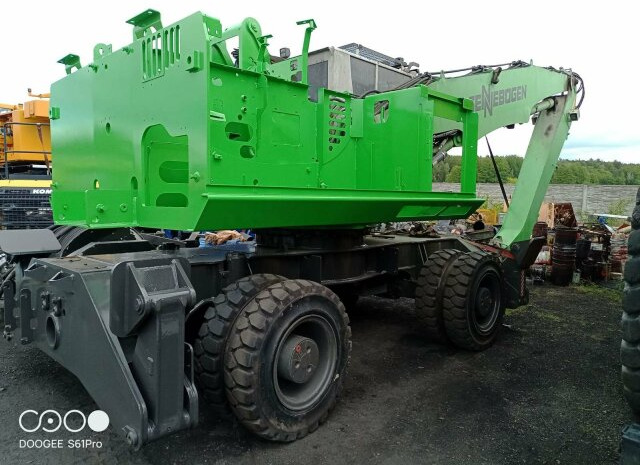 Sennebogen 818-E Umschlagbagger - 83 Ton - mit Greifer - Колесен багер: снимка 3 Sennebogen 818-E Umschlagbagger - 83 Ton - mit Greifer - Колесен багер: снимка 3
