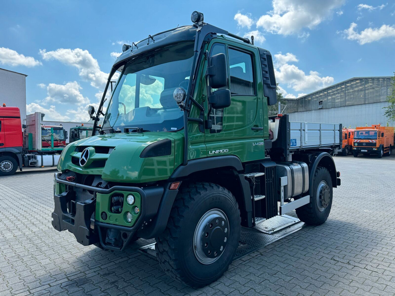 Unimog U435 Kipper mit Reifendruckregelanlage - Самосвал камион: снимка 2 Unimog U435 Kipper mit Reifendruckregelanlage - Самосвал камион: снимка 2