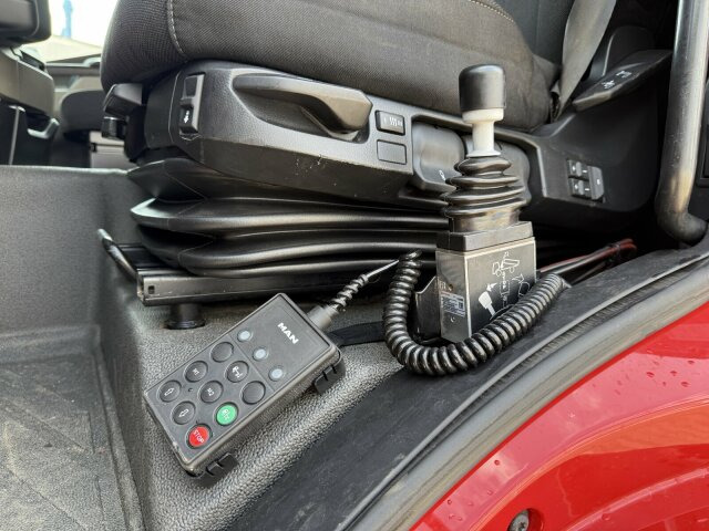 MAN TGS 18.520 4x4 SZM - Kipphyd. Blatt Luft Pritard - Влекач: снимка 5 MAN TGS 18.520 4x4 SZM - Kipphyd. Blatt Luft Pritard - Влекач: снимка 5