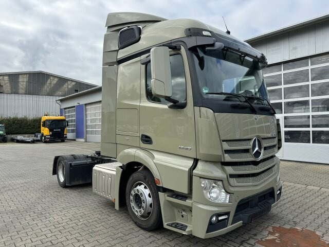 Mercedes-Benz Actros 1840 4x2 SZM Mega *Retarder - Влекач: снимка 1 Mercedes-Benz Actros 1840 4x2 SZM Mega *Retarder - Влекач: снимка 1