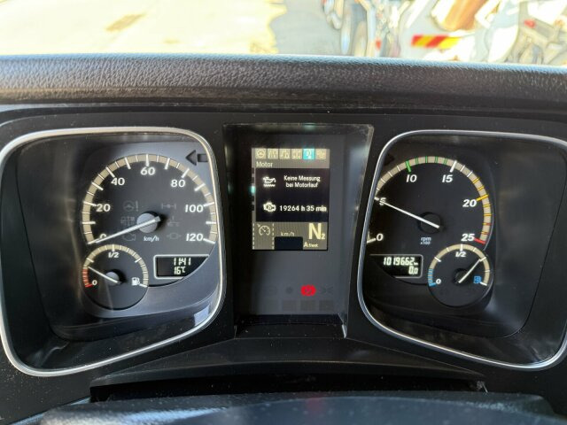 Mercedes-Benz Actros 1845 LS SZM 4x2 Kipphydraulik Retarder - Влекач: снимка 2 Mercedes-Benz Actros 1845 LS SZM 4x2 Kipphydraulik Retarder - Влекач: снимка 2