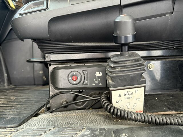 Mercedes-Benz Actros 1845 SZM 4x2 Retarder Kipph. - Влекач: снимка 4 Mercedes-Benz Actros 1845 SZM 4x2 Retarder Kipph. - Влекач: снимка 4