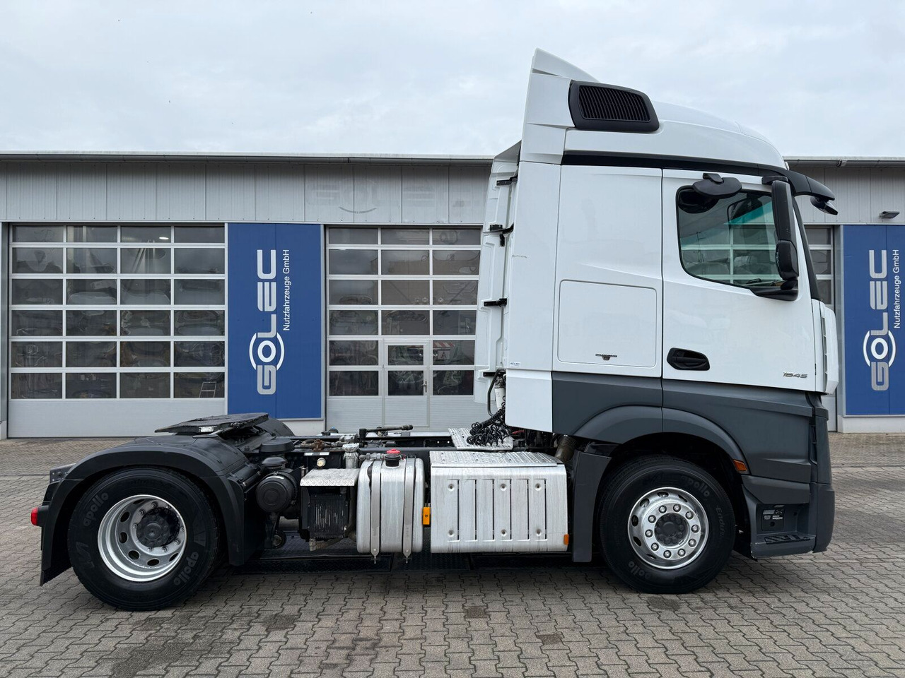 Mercedes-Benz Actros 1845 SZM 4x2 Retarder Kipphydraulik - Влекач: снимка 2 Mercedes-Benz Actros 1845 SZM 4x2 Retarder Kipphydraulik - Влекач: снимка 2