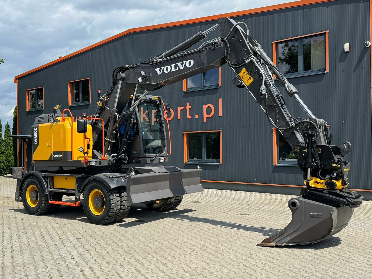 Volvo EWR150E Mobilbagger mit ROTATOR ENCONG EC319 - Колесен багер: снимка 3 Volvo EWR150E Mobilbagger mit ROTATOR ENCONG EC319 - Колесен багер: снимка 3