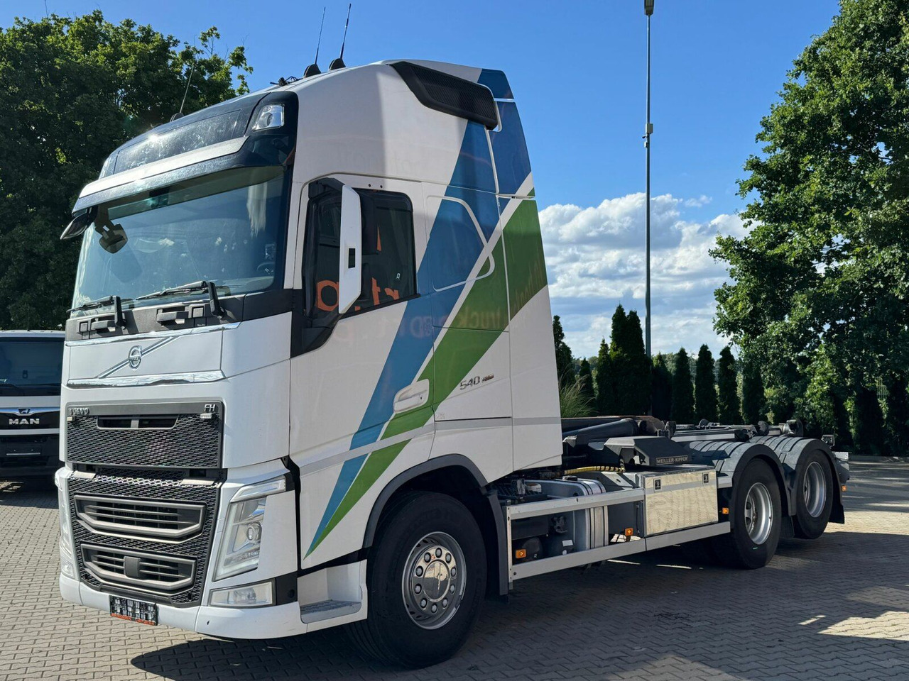 Volvo FH 540 6x2 Abrollkipper MEILLER RK 26.67 - Мултилифт с кука камион: снимка 2 Volvo FH 540 6x2 Abrollkipper MEILLER RK 26.67 - Мултилифт с кука камион: снимка 2