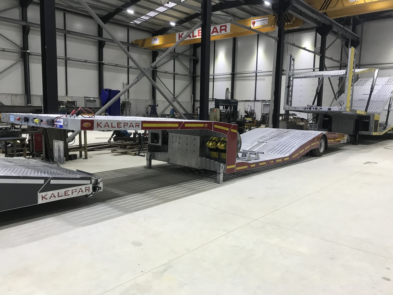 Нови Нискорамна площадка полуремарке KALEPAR LKW/TRUCK TRANSPORTER: снимка 20 Нови Нискорамна площадка полуремарке KALEPAR LKW/TRUCK TRANSPORTER: снимка 20