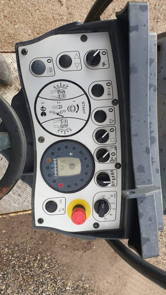 Bomag BW 100 AD M-5 - Пътен валяк: снимка 5 Bomag BW 100 AD M-5 - Пътен валяк: снимка 5