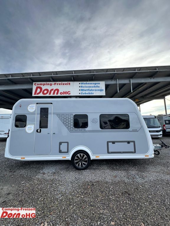 Knaus Azur 460 EU ehem. Messefahrzeug Knaus Azur 460 EU ehem. Messefahrzeug - Каравана: снимка 1 Knaus Azur 460 EU ehem. Messefahrzeug Knaus Azur 460 EU ehem. Messefahrzeug - Каравана: снимка 1