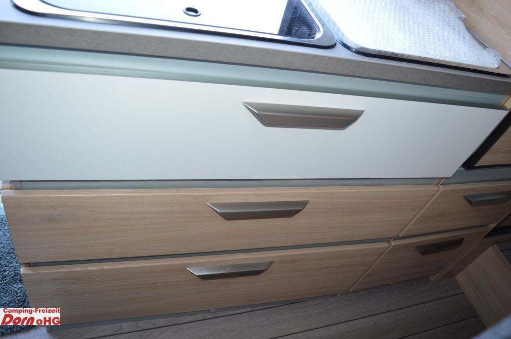 Нови Кемпер ван Knaus BOXDRIVE 680 ME Fahrerassistenzpaket 3 Knaus BOXDRIVE 680 ME Fahrerassistenzpaket 3: снимка 13